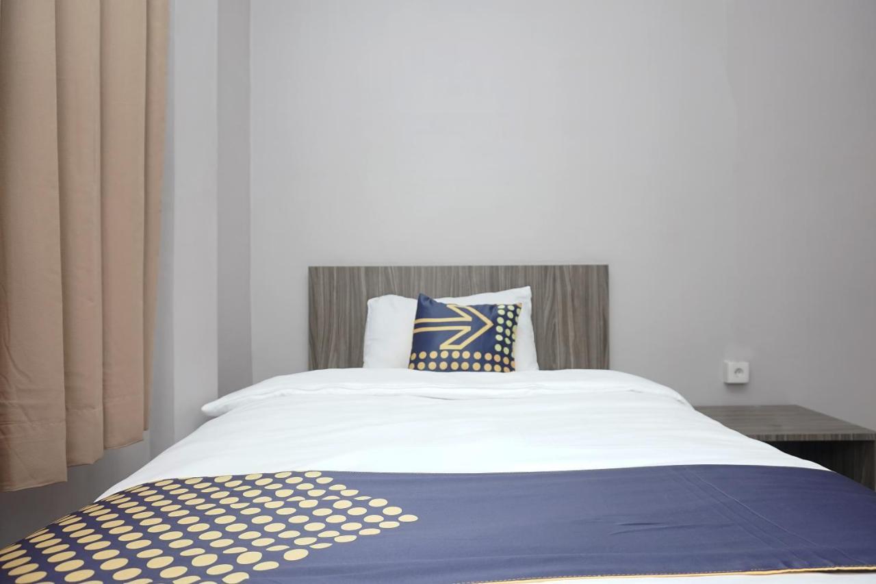 Oyo 2200 Hotel Gunung Sari Rantauprapat Eksteriør billede
